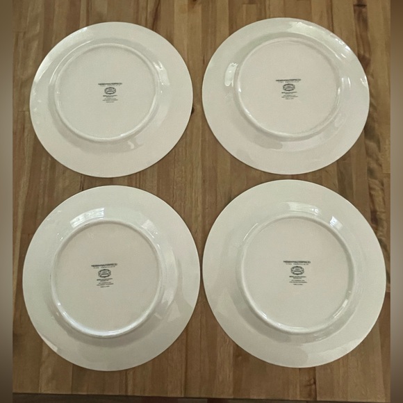 Merry Masterpieces International Plate Set - Picture 2 of 6